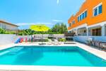 Kuca, Medulin, prodaja, 2500000 €, 900 m2