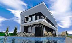 Kuca, Poreč, prodaja, 790000 €, 242 m2