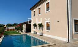 Kuca, Brtonigla, Karigador, prodaja, 1250000 €, 194 m2