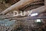 Kuca, Motovun, prodaja, 140000 €, 280 m2