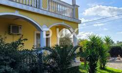 Kuca, Umag, prodaja, 590000 €, 306 m2