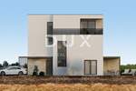 Trosoban stan, Kolan, Mandre, prodaja, 385000 €, 95 m2