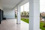 Trosoban stan, Novigrad, prodaja, 395000 €, 95 m2