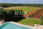 Kuca, Poreč, prodaja, 630000 €, 177 m2
