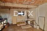 Kuca, Kanfanar, prodaja, 198000 €, 240 m2