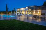 Kuca, Poreč, prodaja, 2500000 €, 683 m2