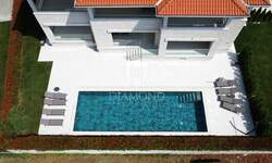 Kuca, Poreč, prodaja, 2400000 €, 377 m2
