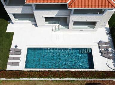 Kuca, Poreč, prodaja, 2400000 €, 377 m2