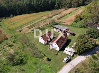 Kuca, Karlovac, Velika Jelsa, prodaja, 135000 €, 100 m2