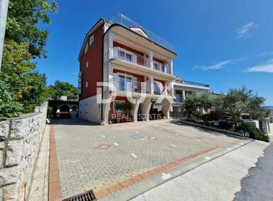 Kuca, Crikvenica, prodaja, 870000 €, 450 m2