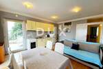 Cetvorosoban stan, Opatija, Opatija - Centar, najam, 1700 €, 90 m2
