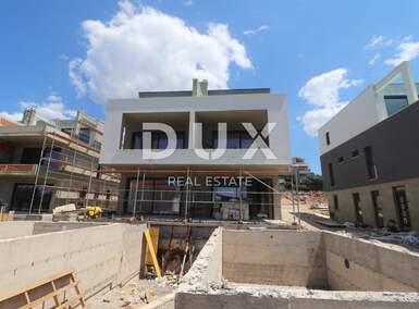Trosoban stan, Novalja, prodaja, 350000 €, 89 m2