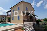 Kuca, Pazin, Stari Pazin, prodaja, 500000 €, 280 m2