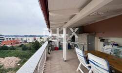Trosoban stan, Zadar, Borik, prodaja, 210000 €, 70 m2