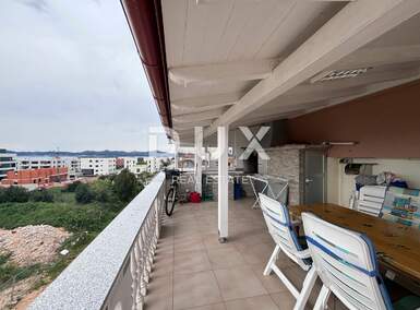 Trosoban stan, Zadar, Borik, prodaja, 210000 €, 70 m2