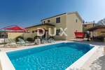 Kuca, Vodnjan, prodaja, 700000 €, 194 m2