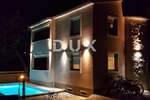 Kuca, Pula, Centar, prodaja, 685000 €, 250 m2