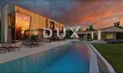 Kuca, Motovun, prodaja, 1320000 €, 303 m2