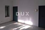 Poslovni prostor, Pazin, Stari Pazin, prodaja, 105000 €, 51 m2