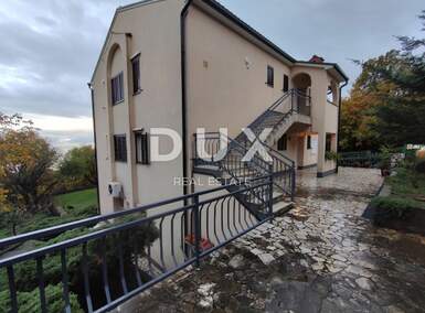 Kuca, Kostrena, Plešići, prodaja, 580000 €, 375 m2