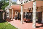 Kuca, Rijeka, Trsat, prodaja, 695000 €, 343 m2