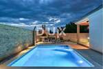 Kuca, Pula, Šikići, prodaja, 570000 €, 145 m2