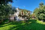 Kuca, Poreč, prodaja, 450000 €, 355 m2