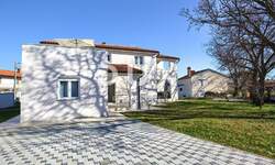 Kuca, Ližnjan, prodaja, 900000 €, 390 m2