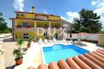 Kuca, Poreč, prodaja, 850000 €, 486 m2