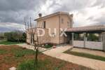 Kuca, Poreč, prodaja, 330000 €, 211 m2