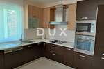 Cetvorosoban stan, Opatija, Ičići, najam, 1800 €, 143 m2