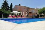 Kuca, Pula, Kaštanjer, prodaja, 986000 €, 550 m2