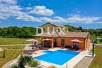 Kuca, Tinjan, prodaja, 726000 €, 280 m2