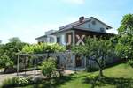 Kuca, Karojba, prodaja, 550000 €, 250 m2