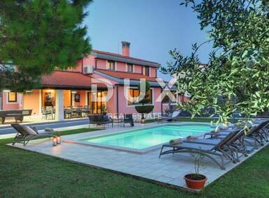 Kuca, Pula, Veli vrh, prodaja, 1100000 €, 347 m2