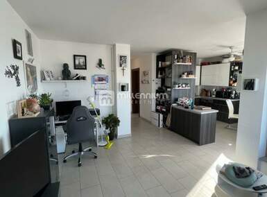 Cetvorosoban stan, Rijeka, Srdoči, prodaja, 363000 €, 83 m2