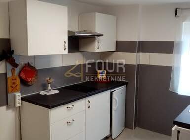 Dvosoban stan, Rijeka, Sušak, najam, 450 €, 28 m2