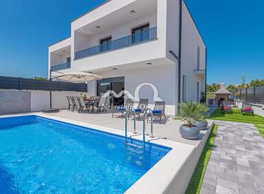 Kuca, Vodice, prodaja, 560000 €, 135 m2