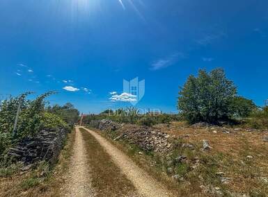 Kuca, Buje, Kaštel, prodaja, 330000 €, 97 m2