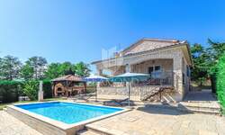 Kuca, Poreč, prodaja, 580000 €, 145 m2