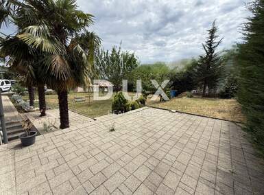 Trosoban stan, Rijeka, Hosti, prodaja, 280000 €, 78 m2