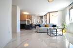 Trosoban stan, Opatija, Opatija - Centar, najam, 2000 €, 65 m2