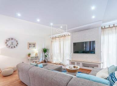 Kuca, Crikvenica, prodaja, 1000000 €, 240 m2