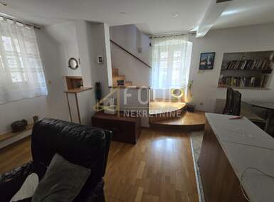 Kuca, Cres, prodaja, 395000 €, 114 m2