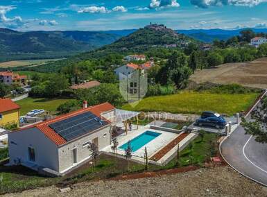 Kuca, Motovun, prodaja, 690000 €, 113 m2