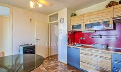 Trosoban stan, Novigrad, prodaja, 210000 €, 52 m2