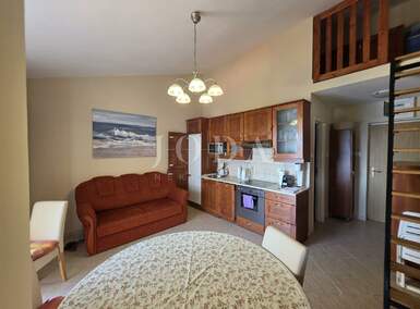Cetvorosoban stan, Novi Vinodolski, Klenovica, prodaja, 450000 €, 85 m2