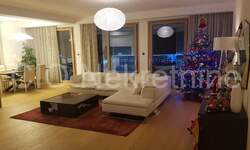 Trosoban stan, Split, najam, 3500 €, 160 m2