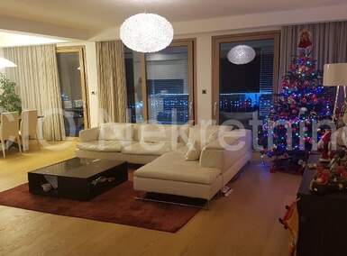 Trosoban stan, Split, najam, 3500 €, 160 m2