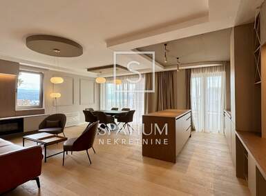 Trosoban stan, Opatija, Opatija - Centar, najam, 2900 €, 99 m2